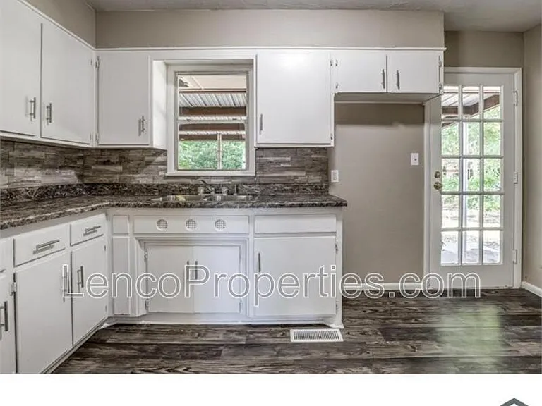 2741 SW Murray Dr — Photo 12