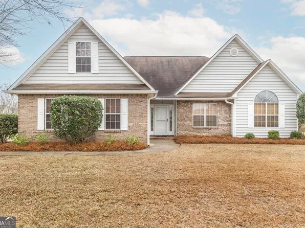 200 Castlebury Cir, Kathleen, GA 31047