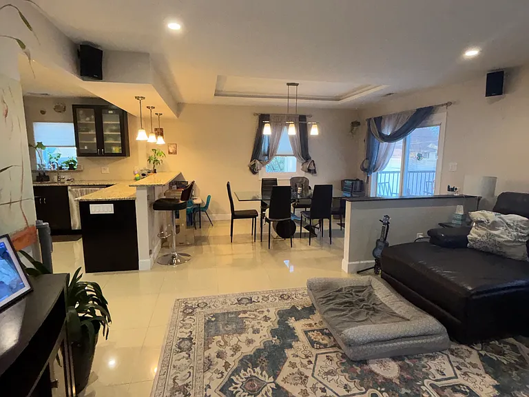 2909 Crafton Dr — Photo 10