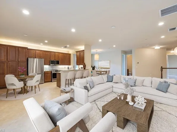 6510 Monterey PT #204, NAPLES, FL 34105