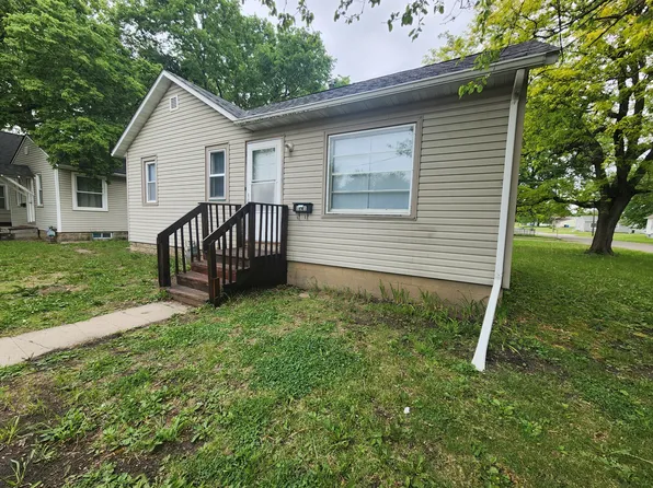 151 French St, Waterloo, IA 50703