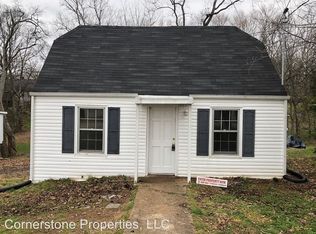 2004 Thomas Ave, Columbia, TN 38401