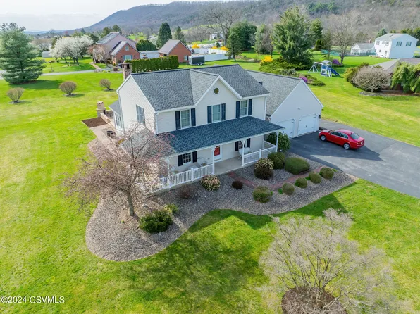 33 Circle View Dr, Elysburg, PA 17824