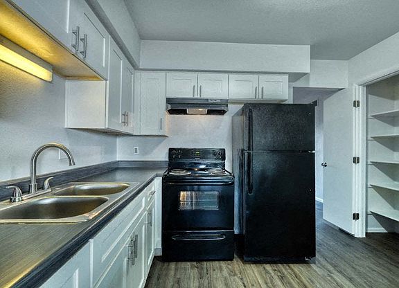 2nd image of 1255 E University Dr APT 21