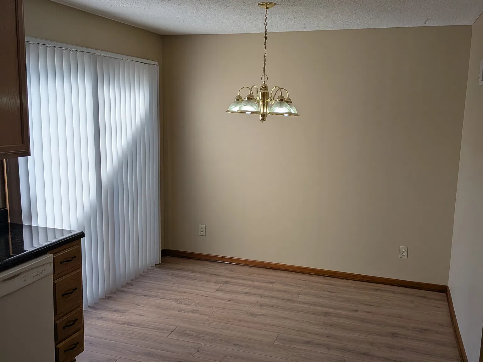 2 bed, 2.5 bath, 1250 sqft, $1,695 — Photo 4