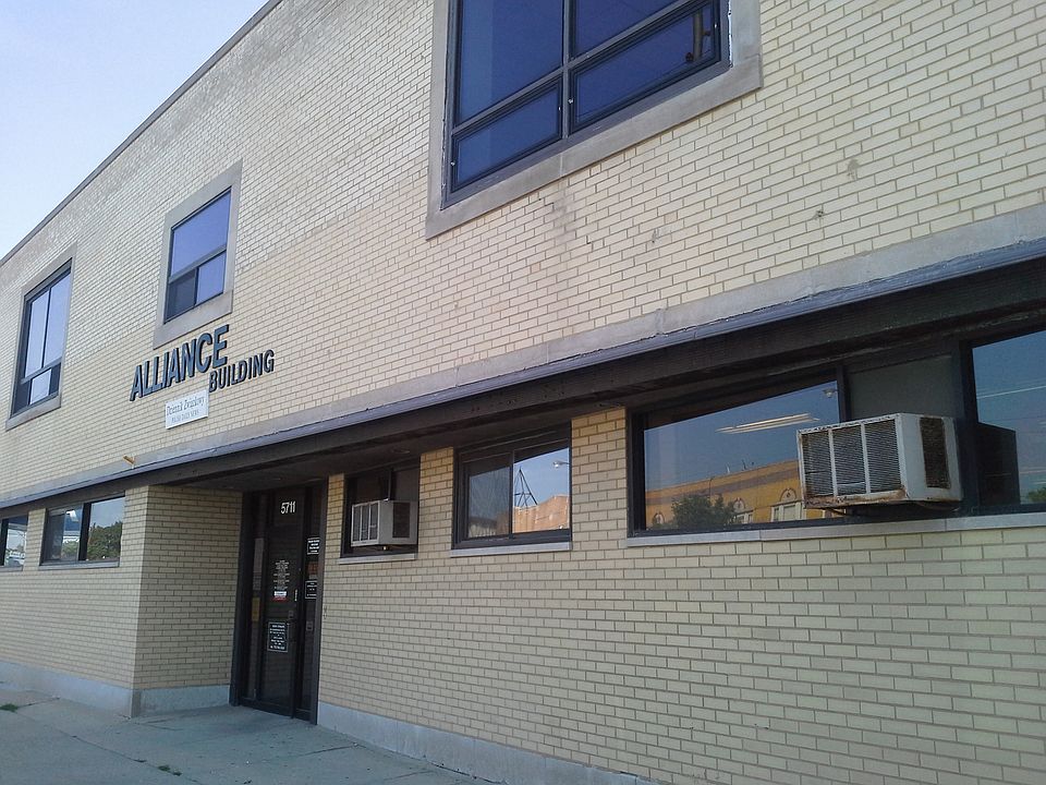 1st image of 5711 N Milwaukee Ave