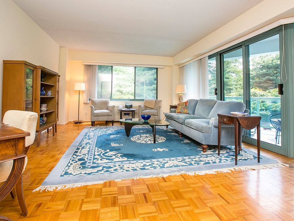 1st image of 609 W So Orange Ave #5S