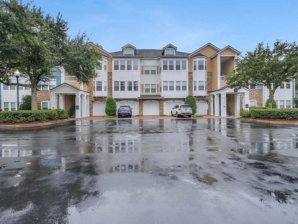 1st image of 2801 Chancellorsville Dr #333 & 3b