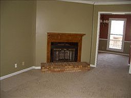 2nd image of 1818 Memorial Dr APT 6