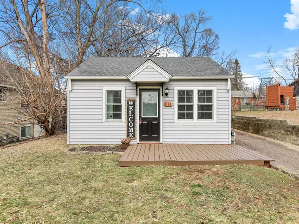571 Ironton St NE, Fridley, MN 55432