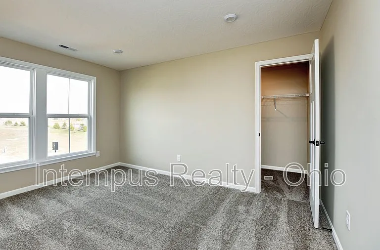 1003 Beehive Grv — Photo 28