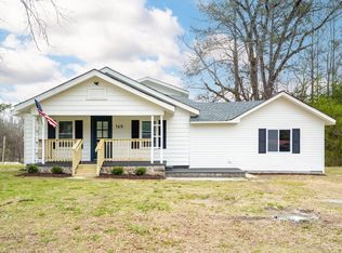 160 Lakewood Dr NE, Dalton, GA 30721