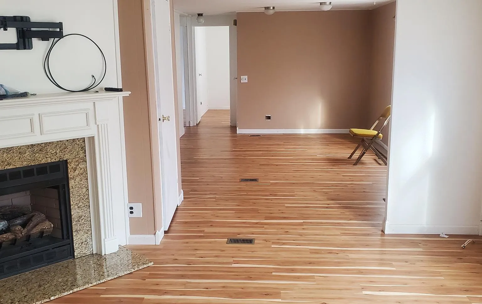 117 W Loud St — Photo 1