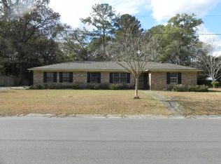 267 Sycamore St, Chickasaw, AL 36611