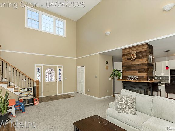 4th image of 1025 Crystal Wood Dr