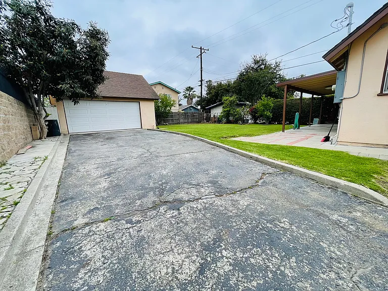 17246 E Laxford Rd — Photo 15