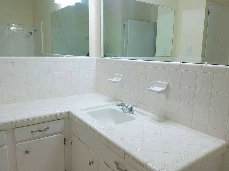 4610 Donegal Dr — Photo 18