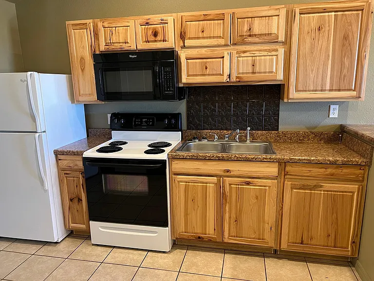 8401 Cattle Dr #8353 — Photo 4