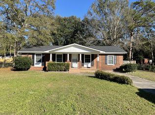 414 Forest Cir, Summerville, SC 29483