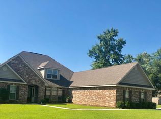 7815 Zachary Oaks Dr, Biloxi, MS 39532