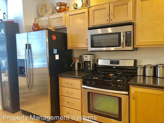 4th image of 15467 SW Mallard Dr Suite 102