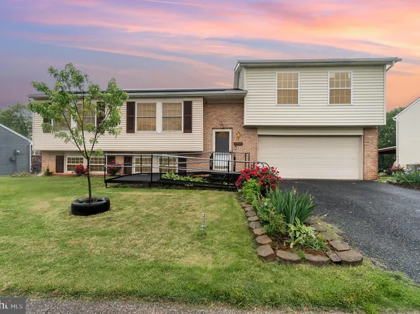 4818 Tamar Dr, Harrisburg, PA 17111