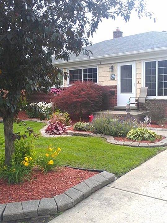 1st image of 29634 Tamarack Dr