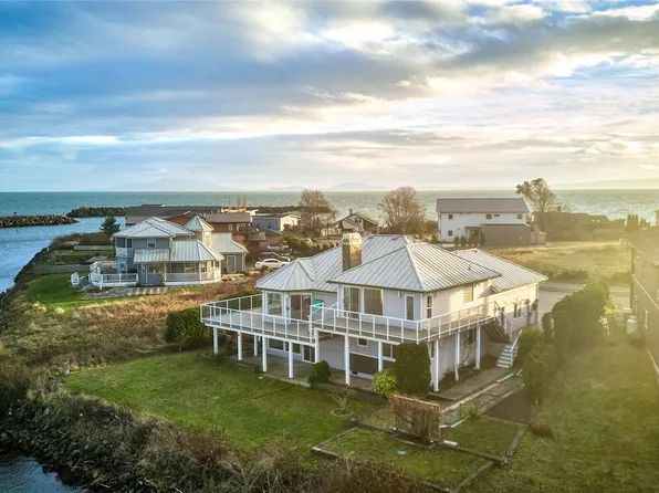 1648 Harbor Seal Drive, Point Roberts, WA 98281