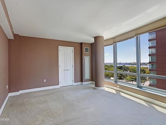 5th image of 30 West St APT 9F