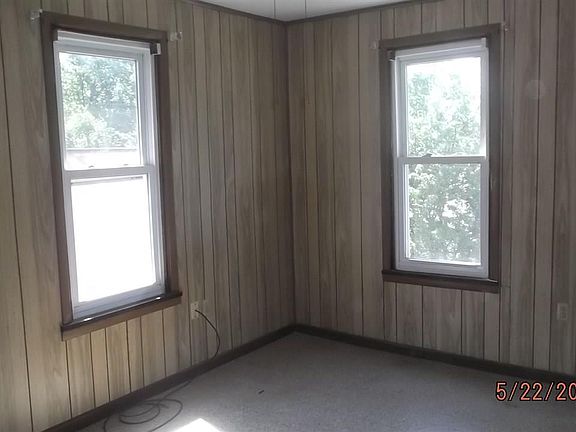 4th image of 2747 Boas St