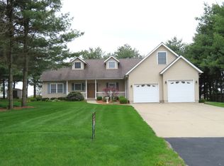 3411 7th Ave, Sterling, IL 61081