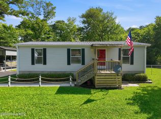 144 Ruth Lane, Beaufort, NC 28516
