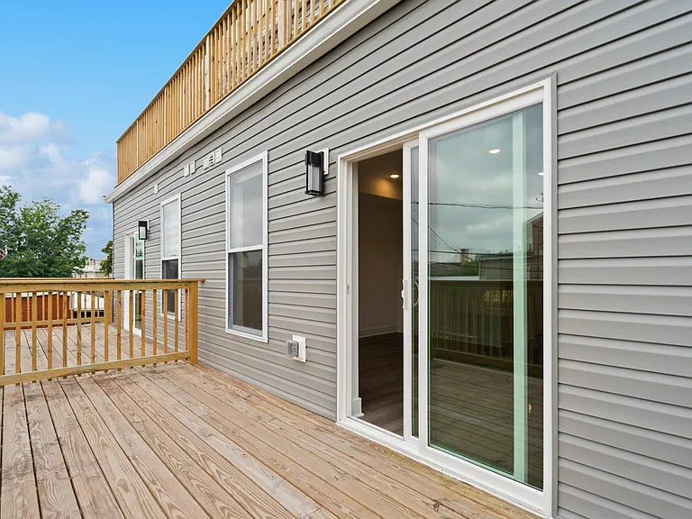 1123 Sterrett St #C — Photo 4