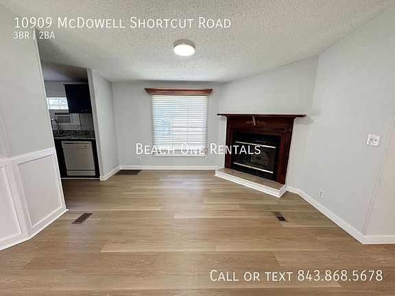 3rd image of 10909 McDowell Shortcut Rd