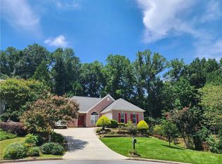 2263 Silver Fox Ln, Buford, GA 30519