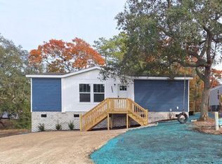 2094 N Tanglewood Dr SW, Supply, NC 28462