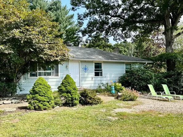 2 Nod Lane, Clinton, CT 06413