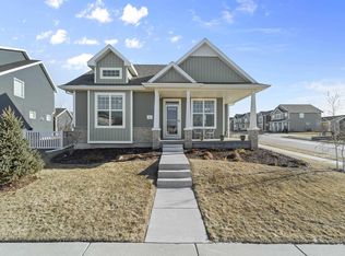 401 Crane Xing, Waunakee, WI 53597