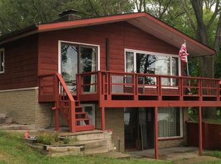 2557 N Lakeview Dr, SANFORD, MI 48657