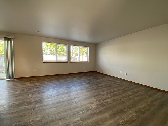 3rd image of 8715 63rd Ave SW