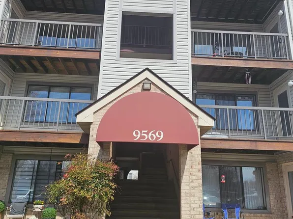 9569 Coggs Bill Dr APT 403, Manassas, VA 20110
