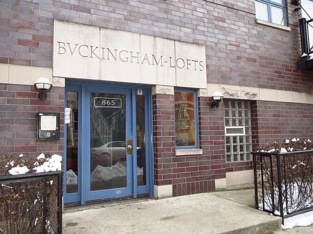 1st image of 868 W Buckingham Pl #101