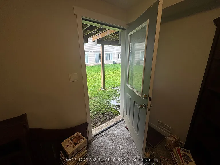 160 Stanley St #3 — Photo 30