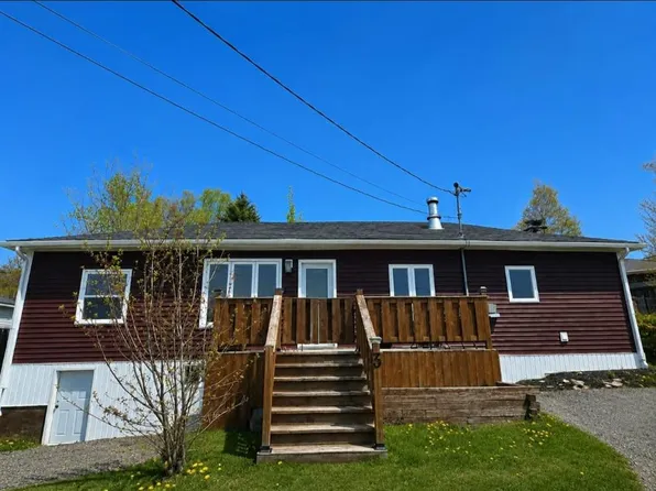 3 Rosedale Avenue, Grand Falls-Windsor, NL A2B1H4