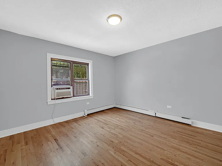 2620 W Foster Ave #1 — Photo 18