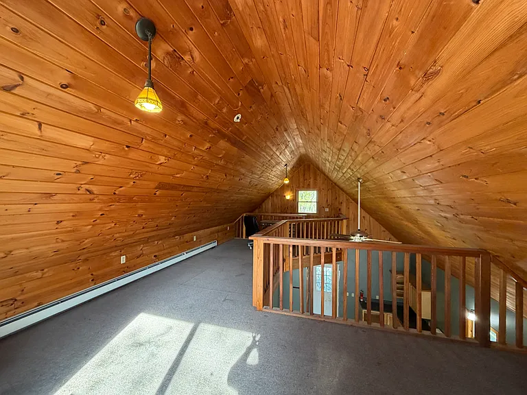 191 Farrell Rd — Photo 6