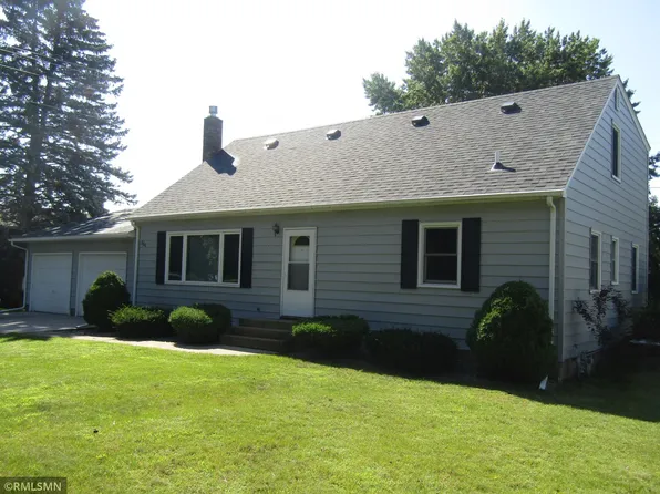 860 W 4th St, Rush City, MN 55069