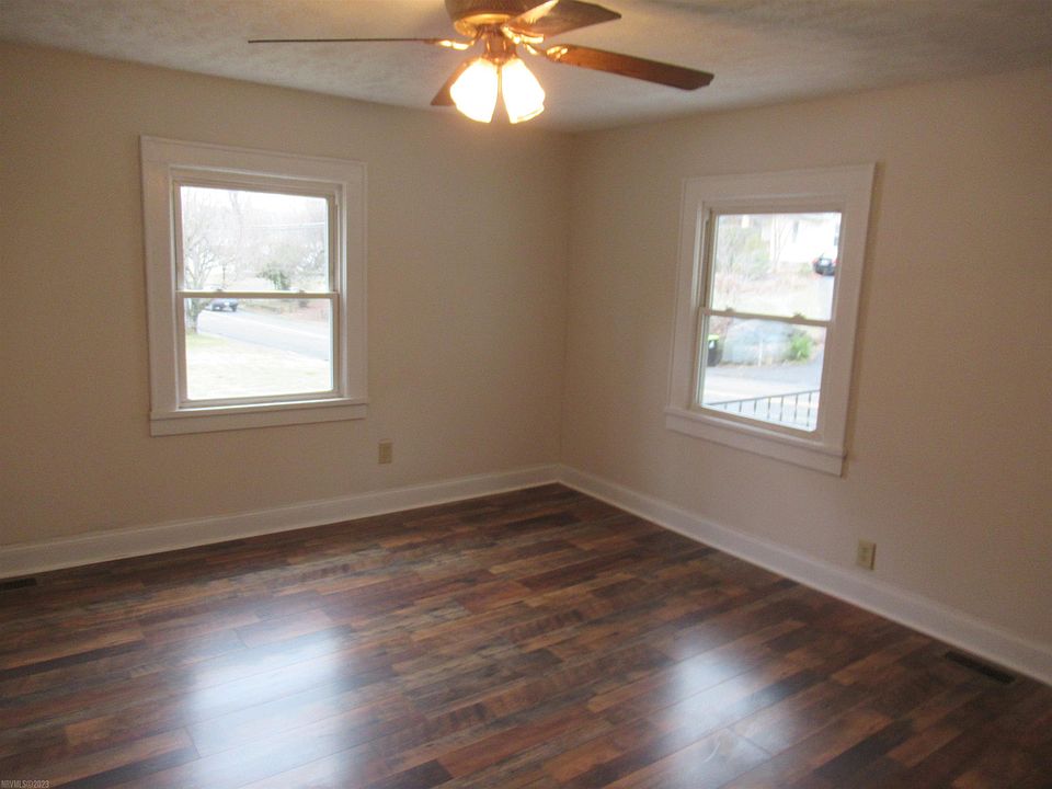 728 Newbern Rd, Pulaski, VA 24301 Zillow