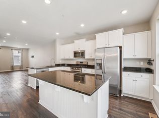2070 Hinshaw Dr, Odenton, MD 21113