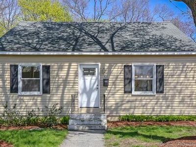 171 Fetherston Ave, Lowell, MA, 01852